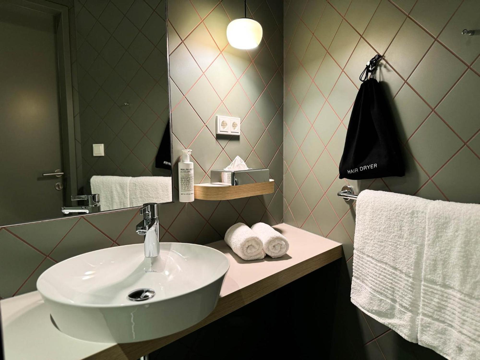 Arcotel Aq Wien Экстерьер фото